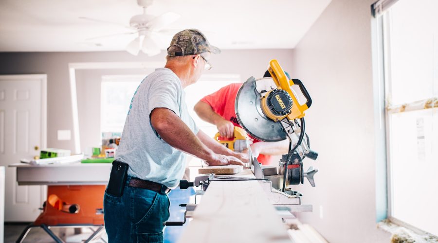 Menuiserie à Castres : quel prestataire choisir pour vos travaux ?