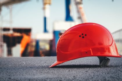 Professionnels : Optimisez votre travail sur chantier avec du matériel de quincaillerie de qualité